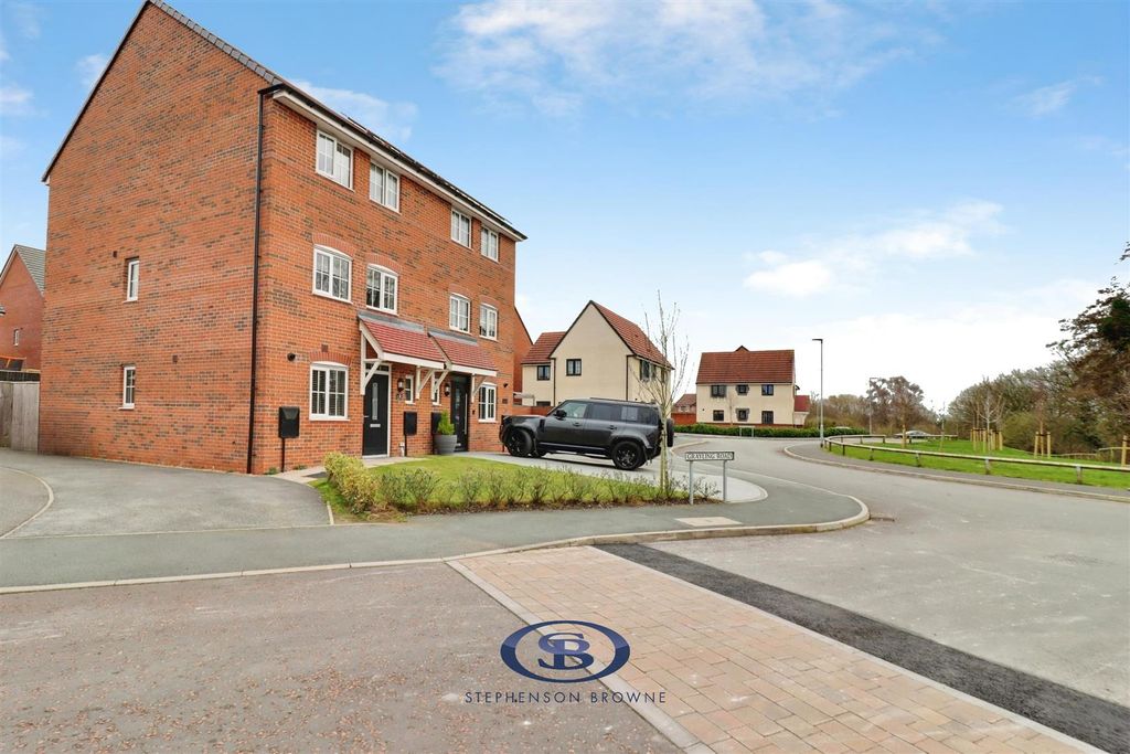 Property photo 1 of 36 User_Edited_Photo-E829A927_User-Edited-7B60d503-32