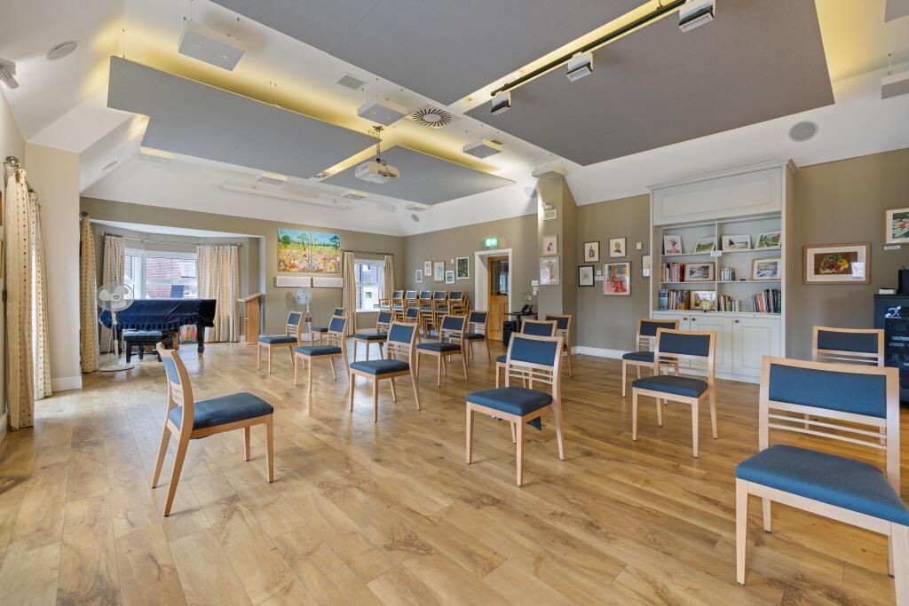 Additional image 20 of 2 bed flat for saleKing George's Drive, Liphook GU30