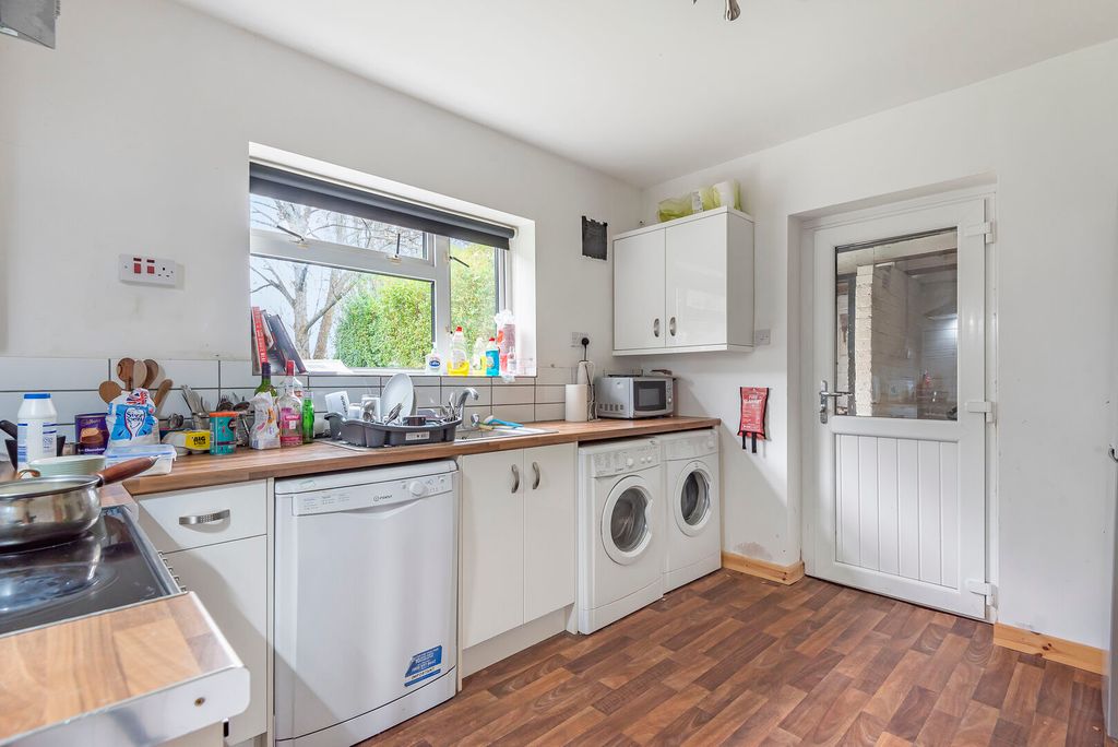 Property photo 3 of 14 Img_174_4_Original.Jpg