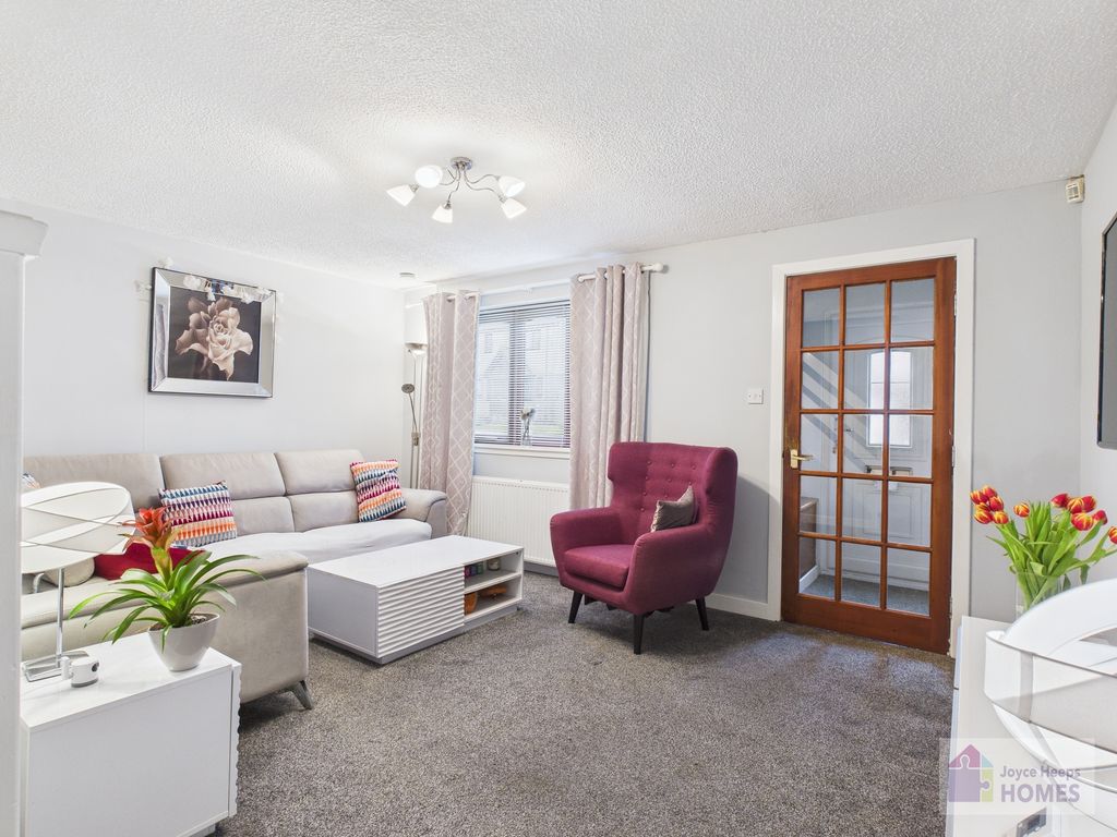 Property photo 2 of 23