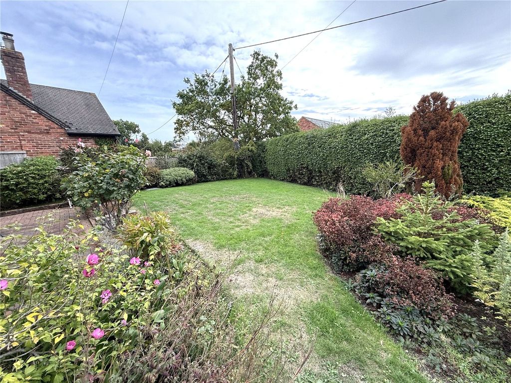 Property photo 2 of 24 Picture No. 43