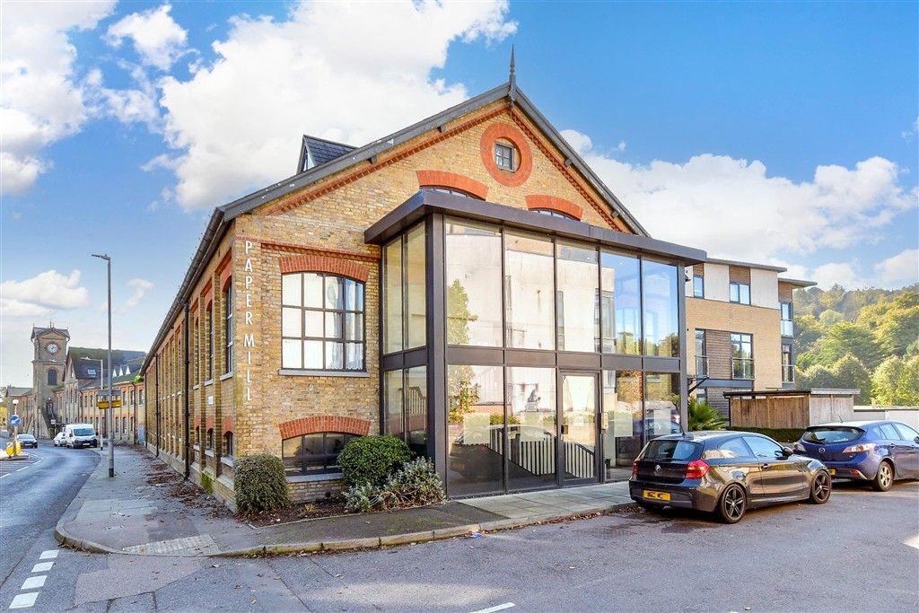 Property photo 2 of 14 External Front Web