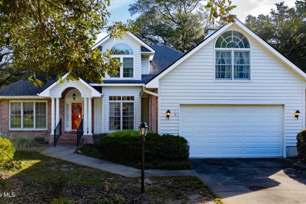 Property photo 1 of 31