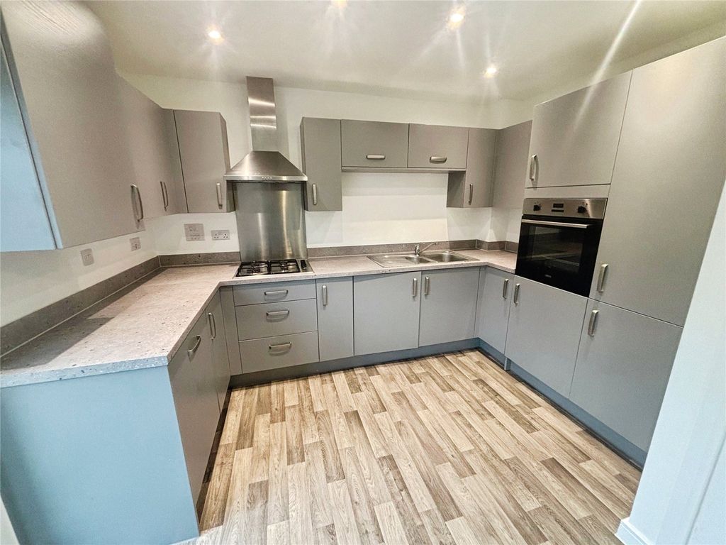 Property photo 2 of 13 Kitchen