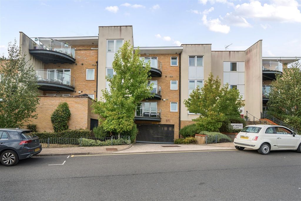 Property photo 1 of 19