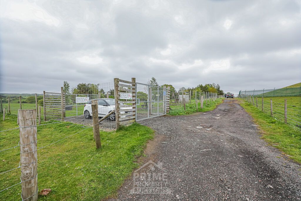 Property photo 3 of 57