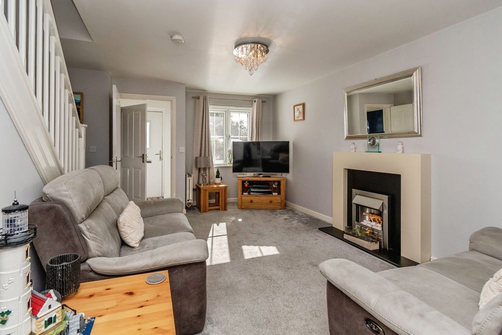 Property photo 2 of 20 Pbox-Img.Jpg
