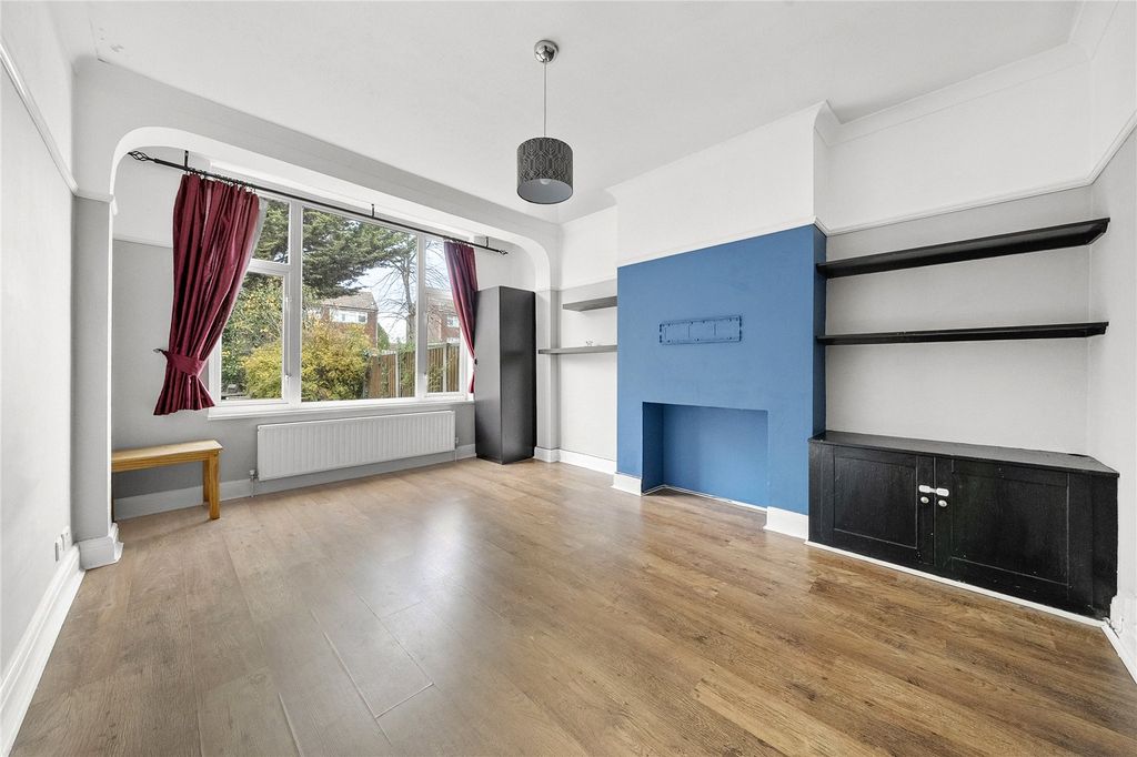 Property photo 2 of 18 Picture No. 03