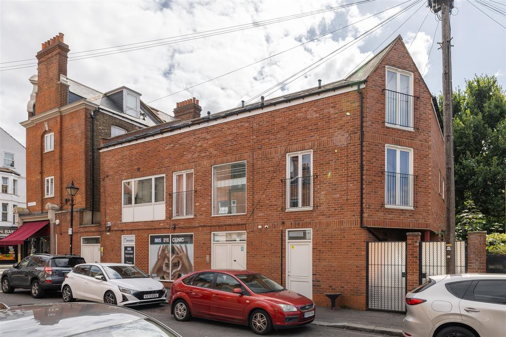 Property photo 1 of 13 Bf1A8433.Jpg