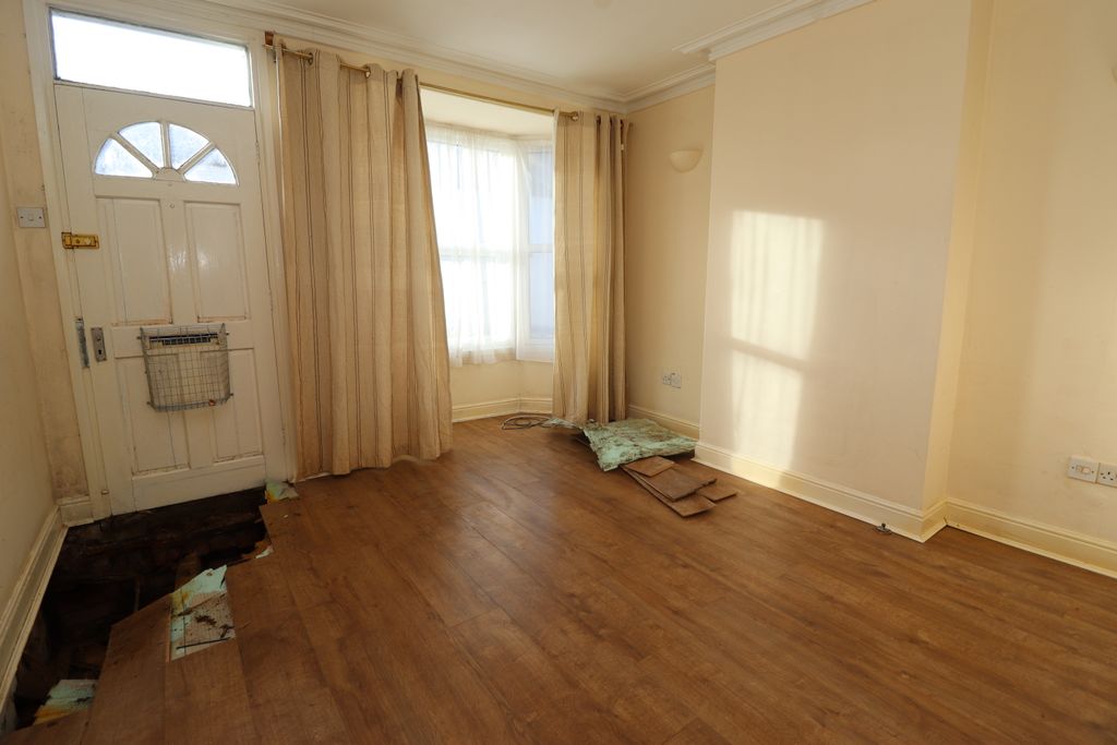 Property photo 2 of 9 Img_5162