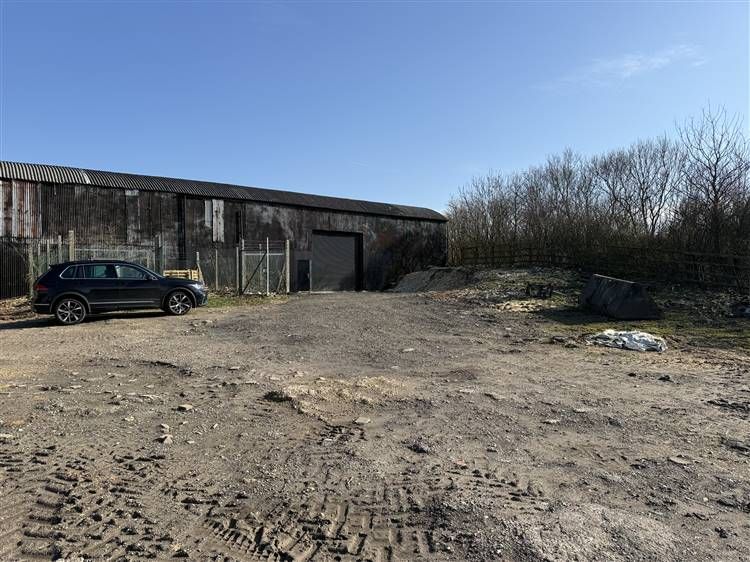 Property photo 2 of 6