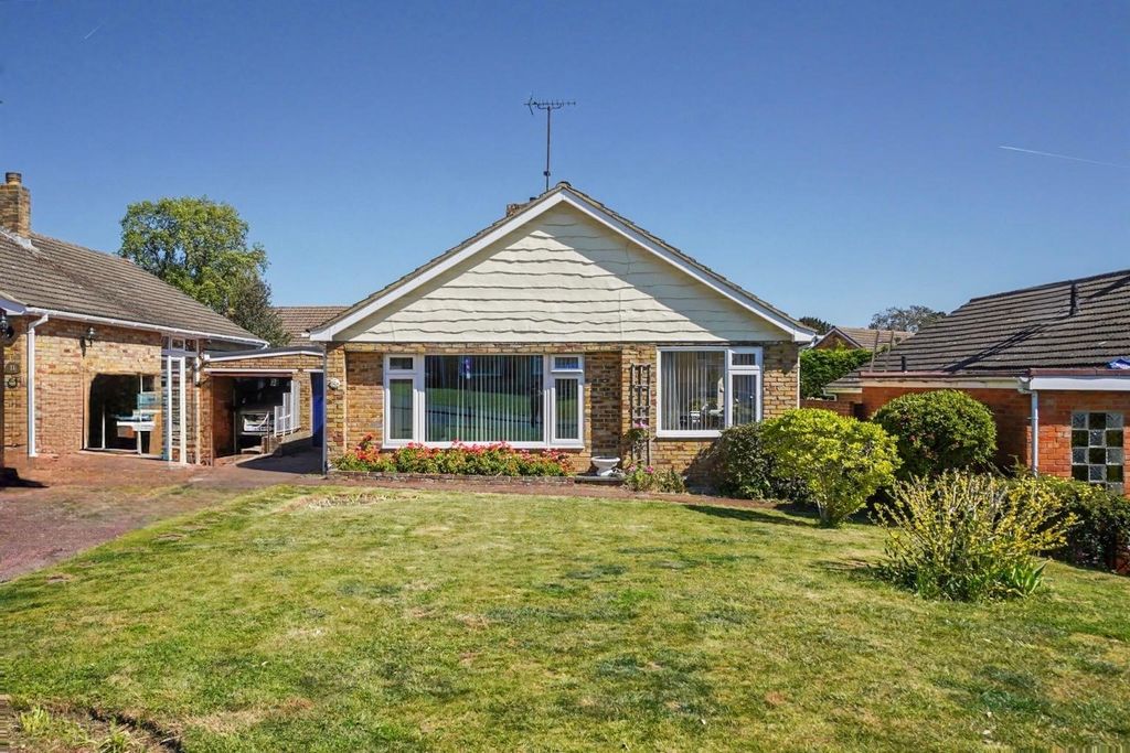 Property photo 1 of 20 5067851