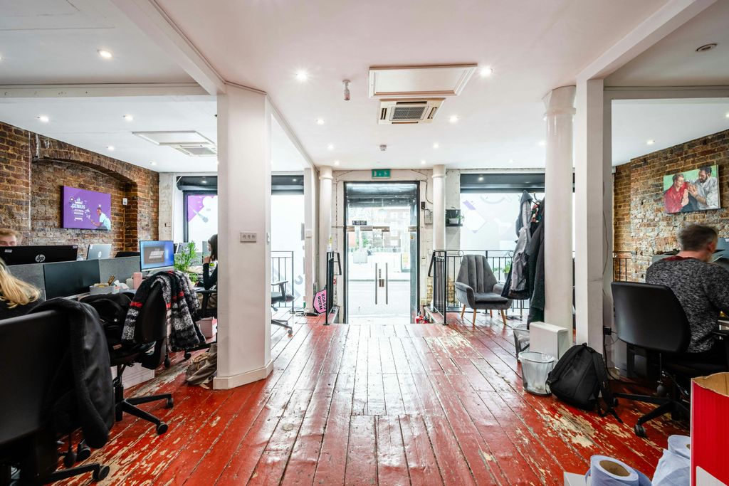 Property photo 2 of 11 Commercial St 38 Gfb  Low Res 7.Jpg