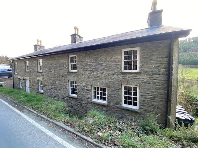 Property photo 1 of 37
