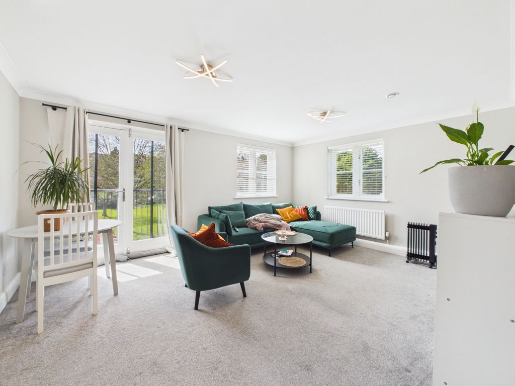 Property photo 3 of 13 5118883