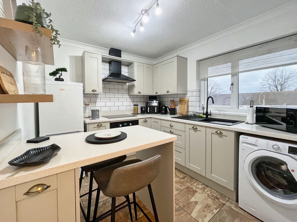 Property photo 2 of 20 Photo 12