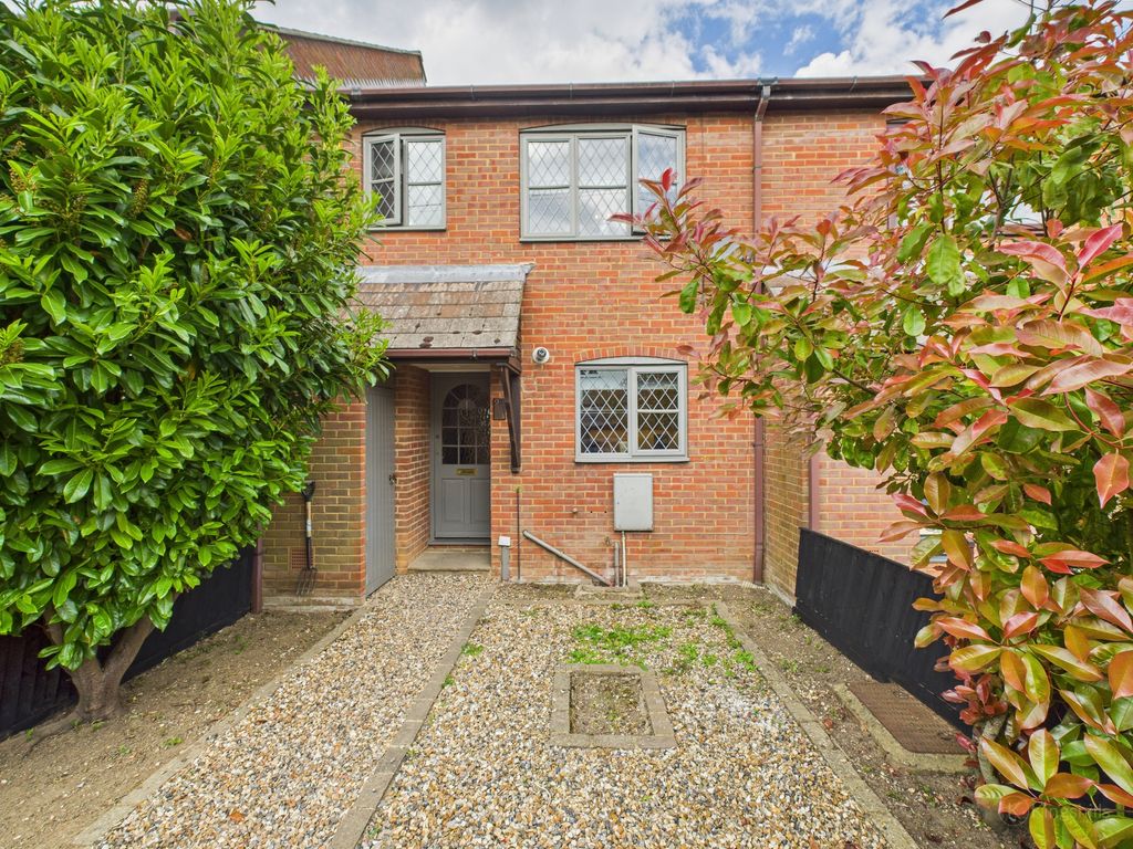 Property photo 1 of 14 Cam02136G0-Pr0394-Still020