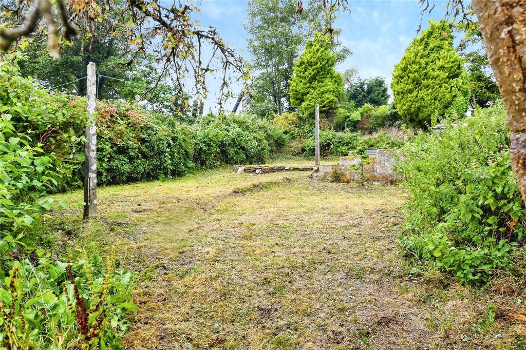 Property photo 2 of 18 Picture No. 27