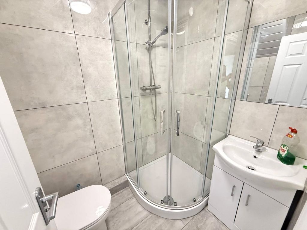 Property photo 3 of 4 Picture No. 09