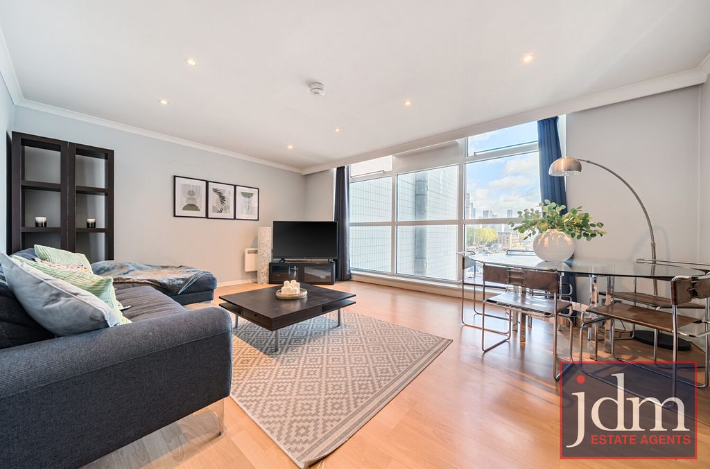 Property photo 1 of 9 5Cdc7308-5d54-48A...