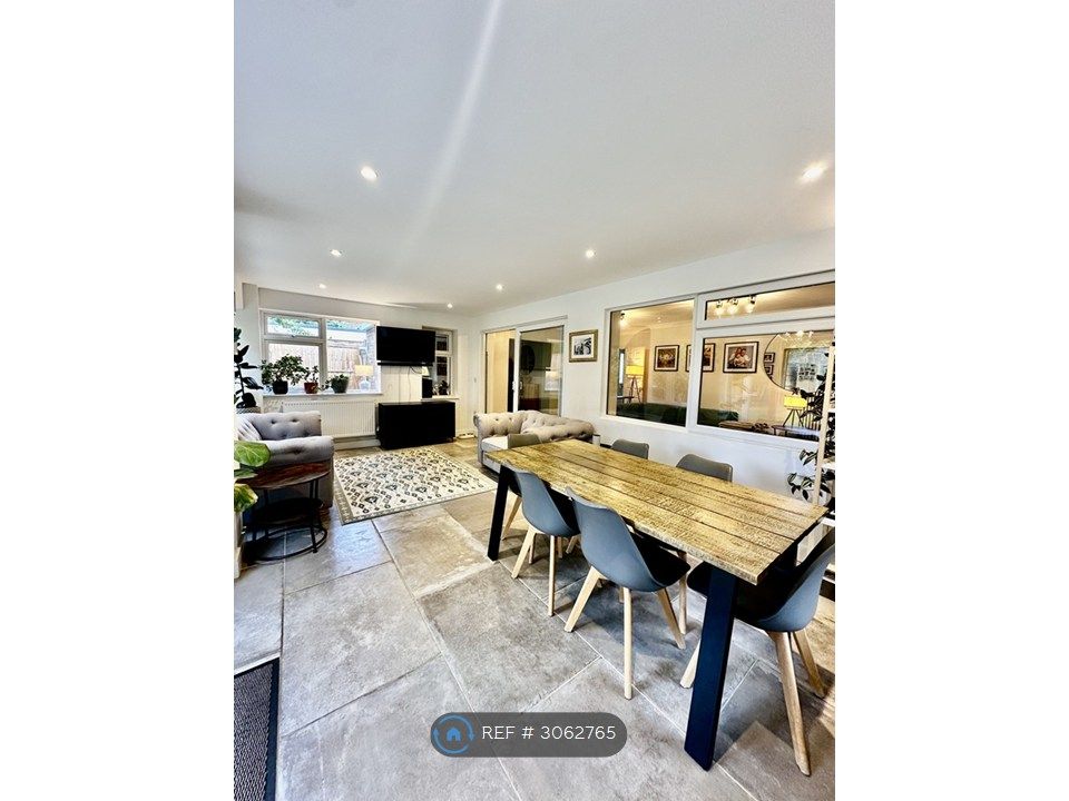 Property photo 1 of 35
