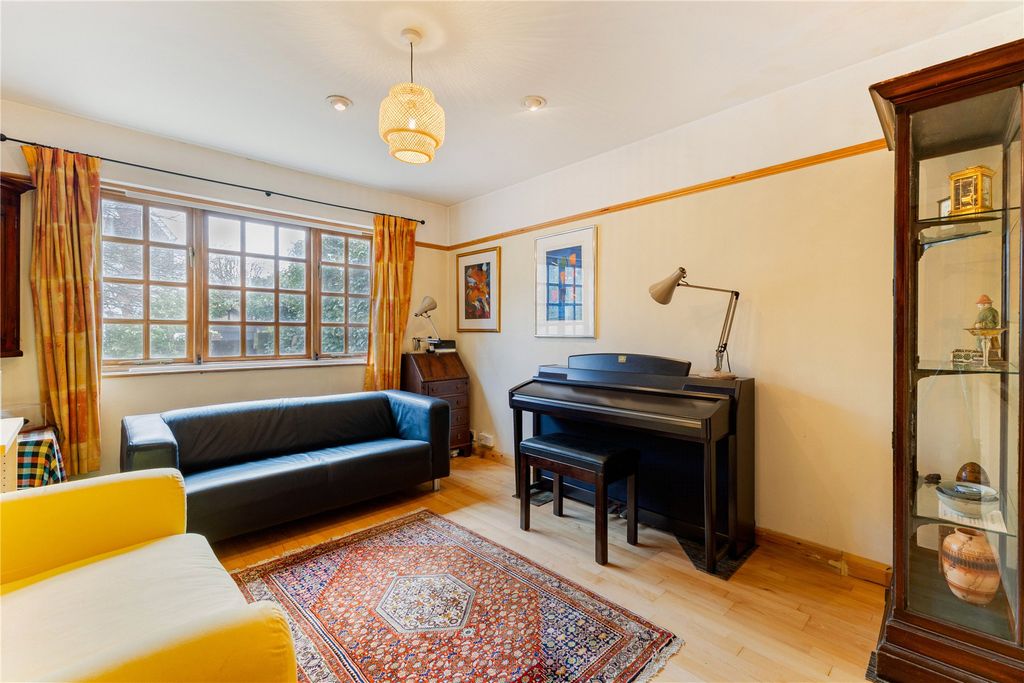 Property photo 3 of 10 Picture No. 74