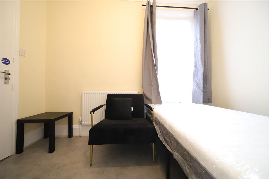 Property photo 2 of 4 Img_1939.Jpg