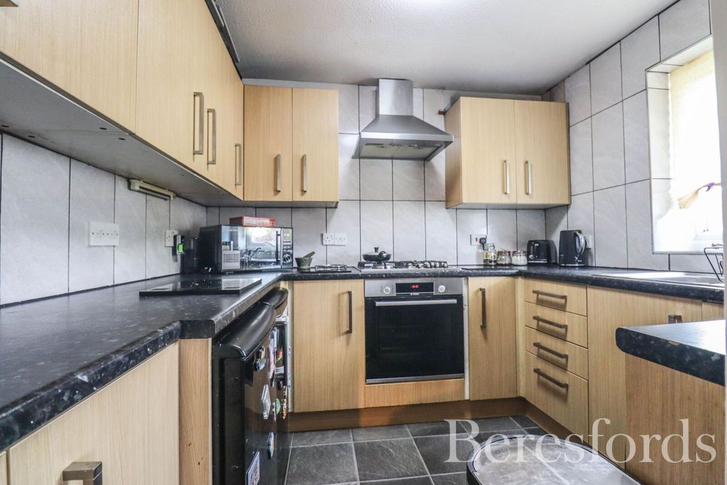 Property photo 3 of 14 Picture No. 03