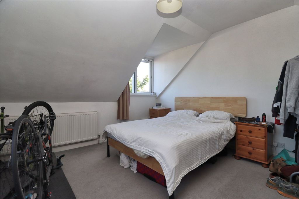 Property photo 2 of 11 Picture No. 03