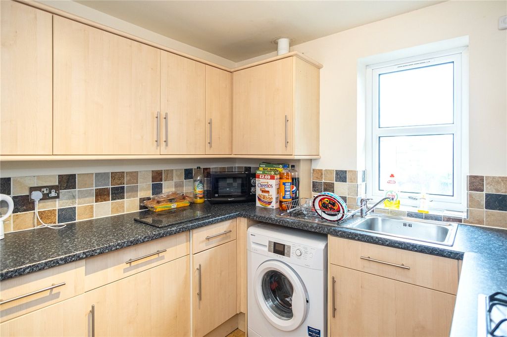 Property photo 3 of 13 Picture No. 20