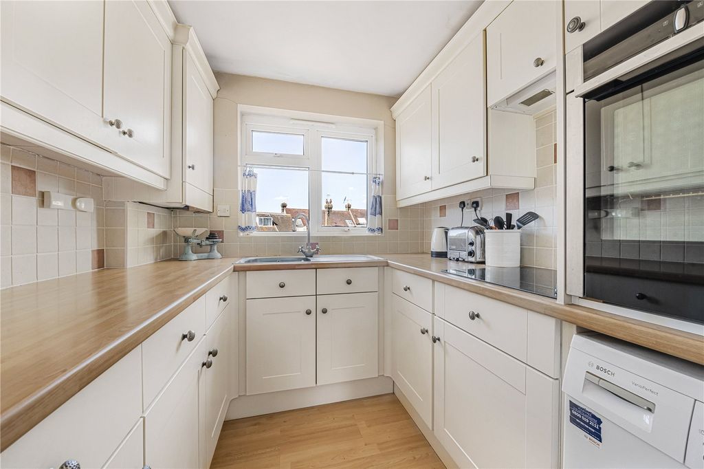 Property photo 3 of 8 Picture No. 07