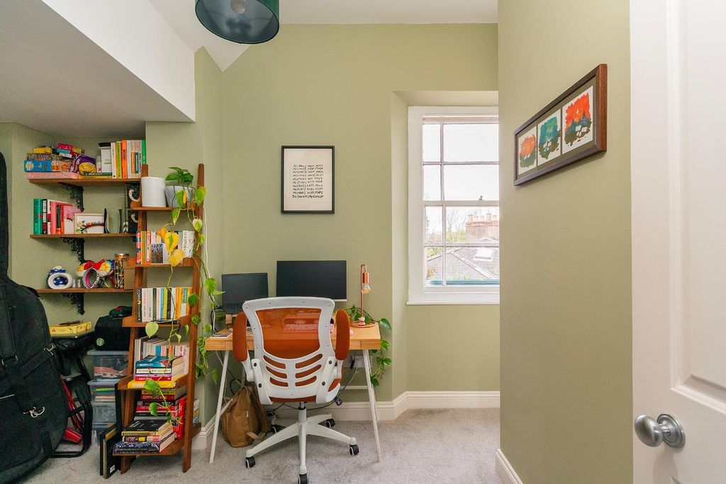 Property photo 1 of 19 Fk8Hrd - Bedroom D.Jpg