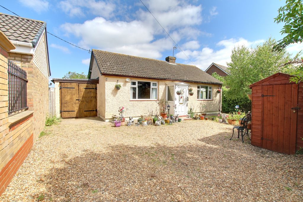 Property photo 1 of 12 Img_1704-Img_1706