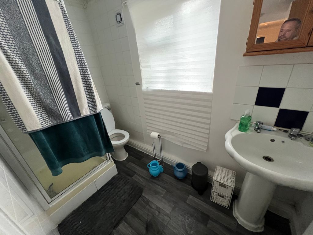 Property photo 3 of 9 Images