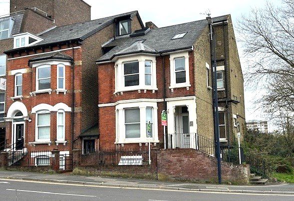 Property photo 1 of 5 Picture No. 11