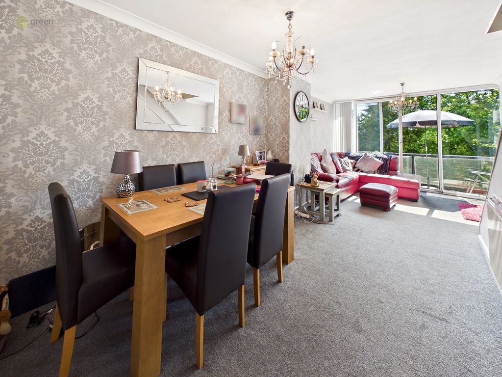 Property photo 3 of 13 Da5255131c9d4080A9834639Ab77c33F100Cam03830G0Pr0336Still002