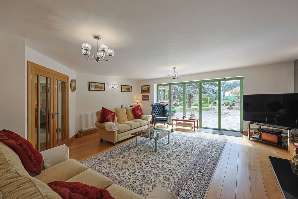 Property photo 3 of 67