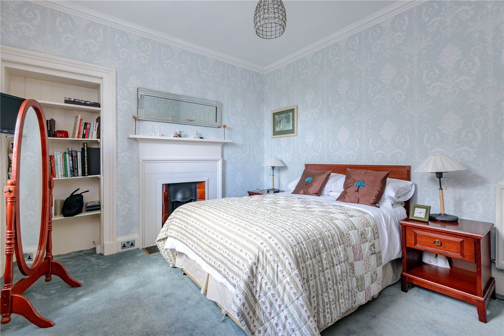 Additional image 16 of 4 bed detached house for sale49 Burdiehouse Road, Burdiehouse, Edinburgh EH17