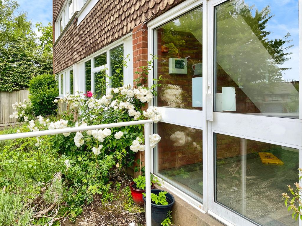 Property photo 3 of 15