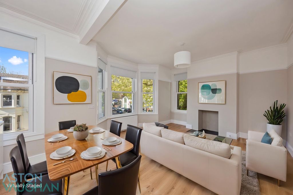 Property photo 2 of 18 5140122