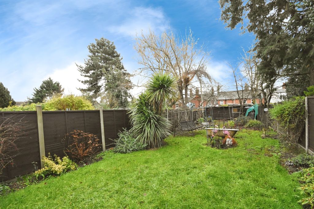 Property photo 3 of 21