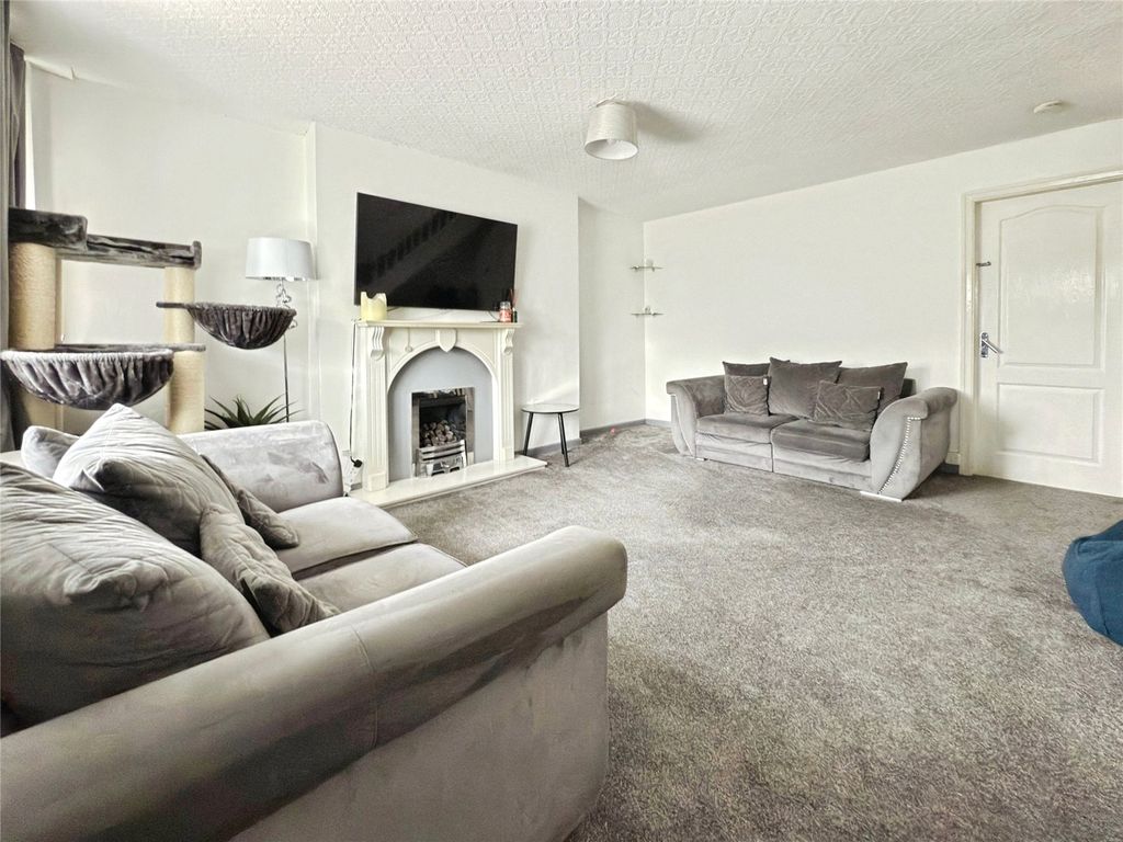 Property photo 3 of 12 Picture No. 06