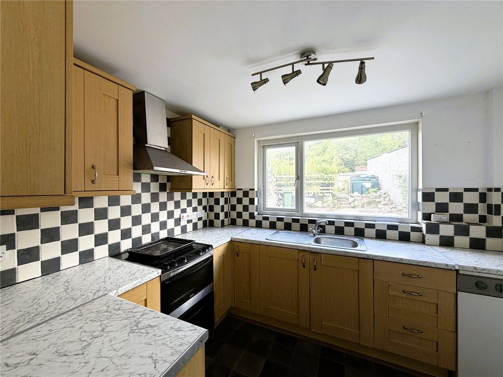 Property photo 2 of 13 Picture No. 08
