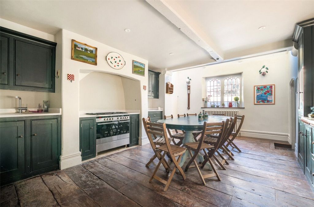 Property photo 2 of 18 Picture No. 34