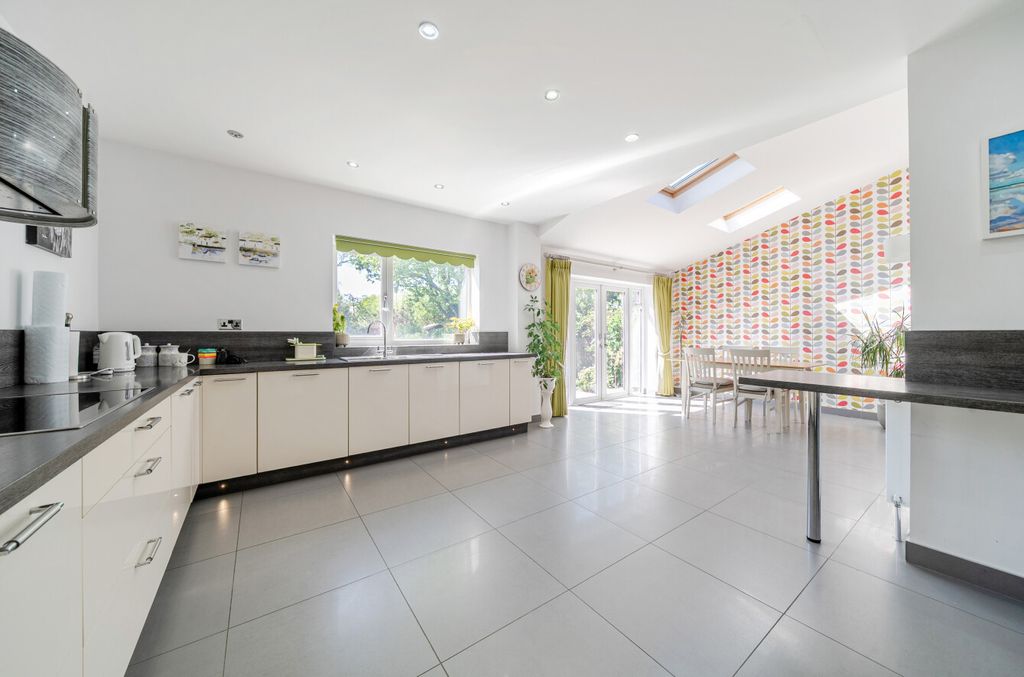 Property photo 3 of 18 1453710-14-69F250...