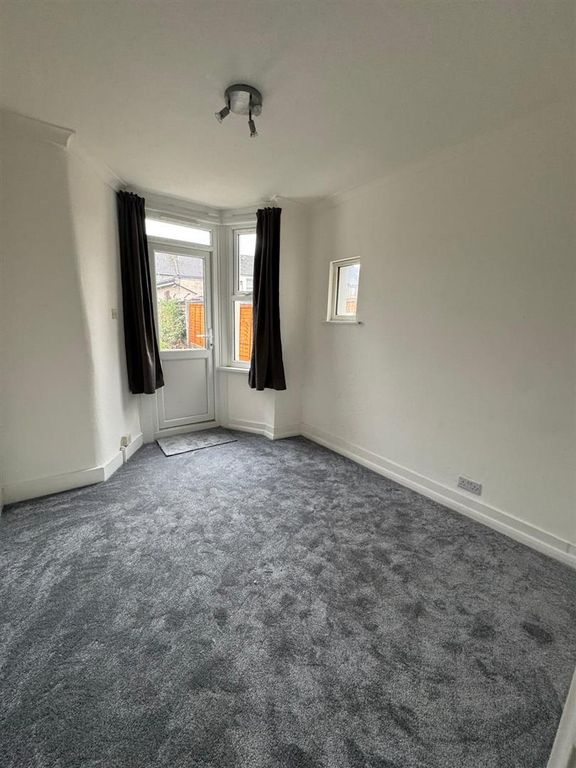 Property photo 3 of 19 Img-20250131-Wa0070.Jpg