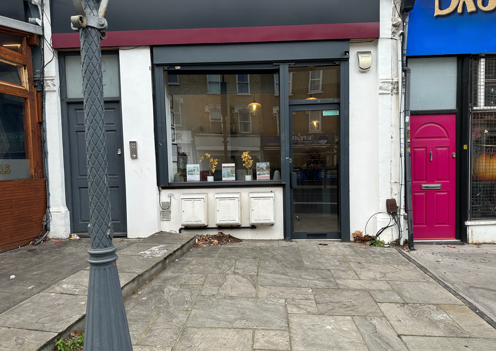 Property photo 2 of 6