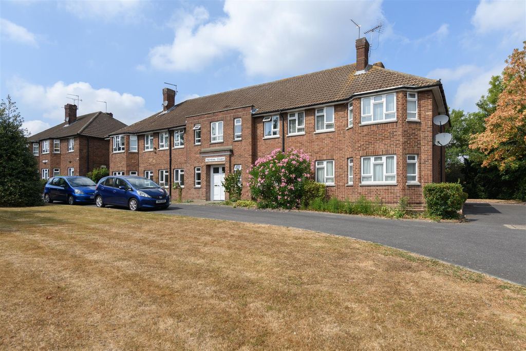 Property photo 1 of 20 Trevena 23.Jpg