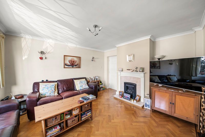 Property photo 3 of 20 Photo 9