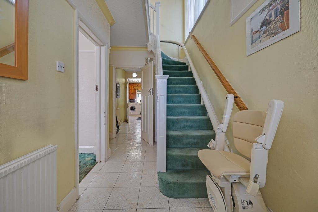 Property photo 2 of 14